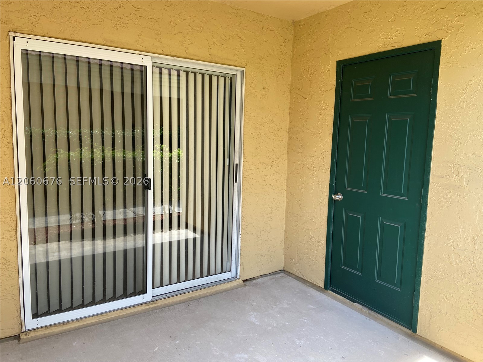 755 Riverside Dr 1316 Property Photo 14