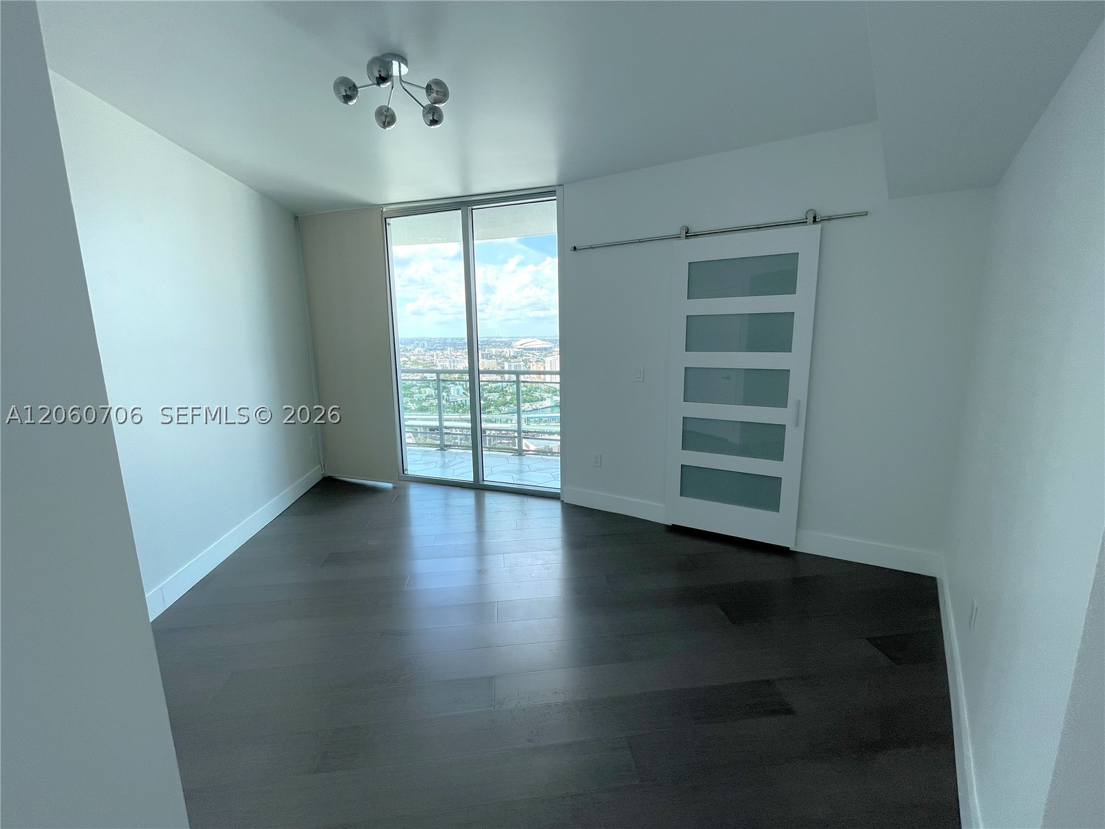 350 S Miami Ave 3713 Property Photo 7