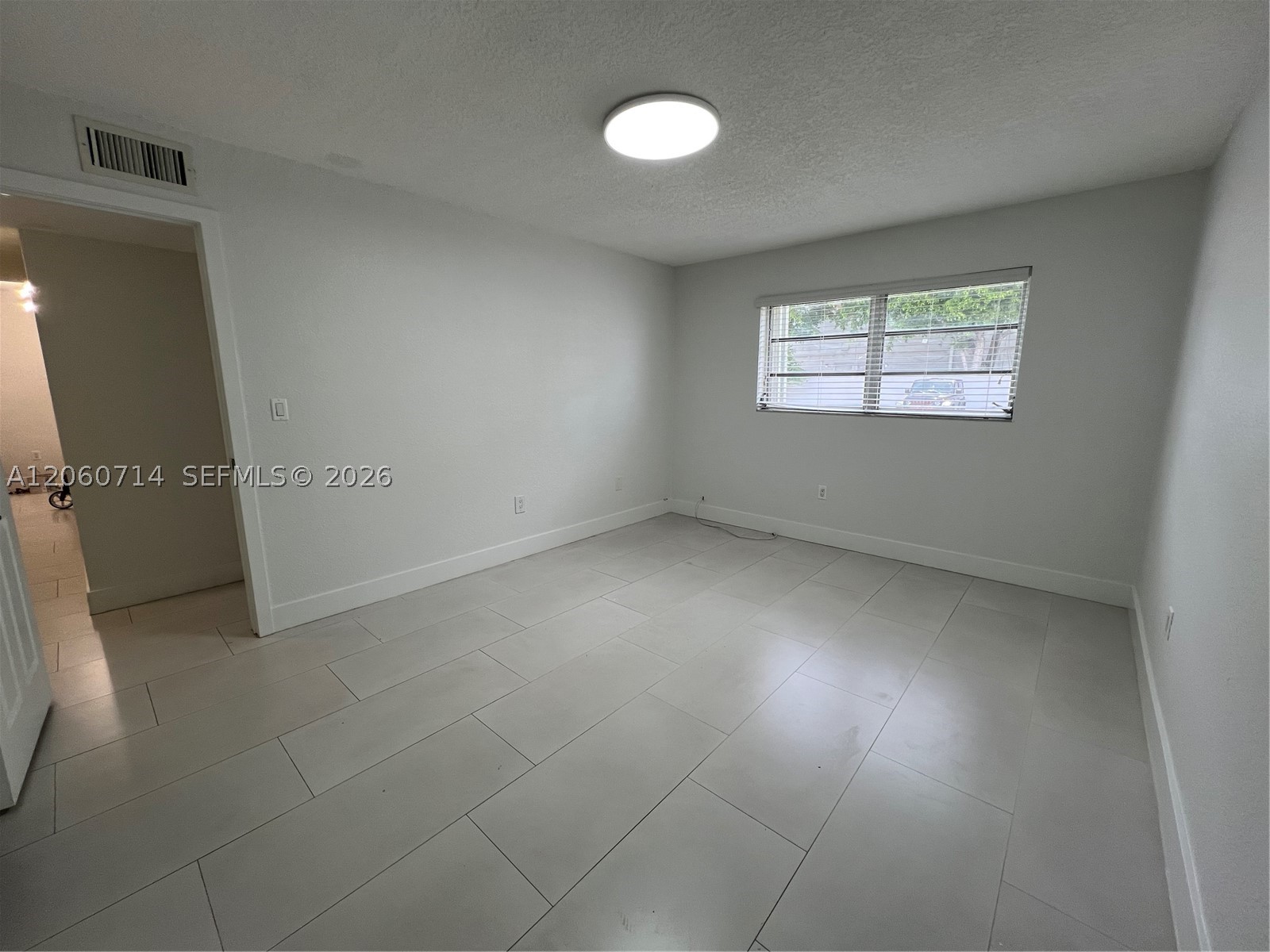 9520 Sw 8th St 118 Property Photo 6