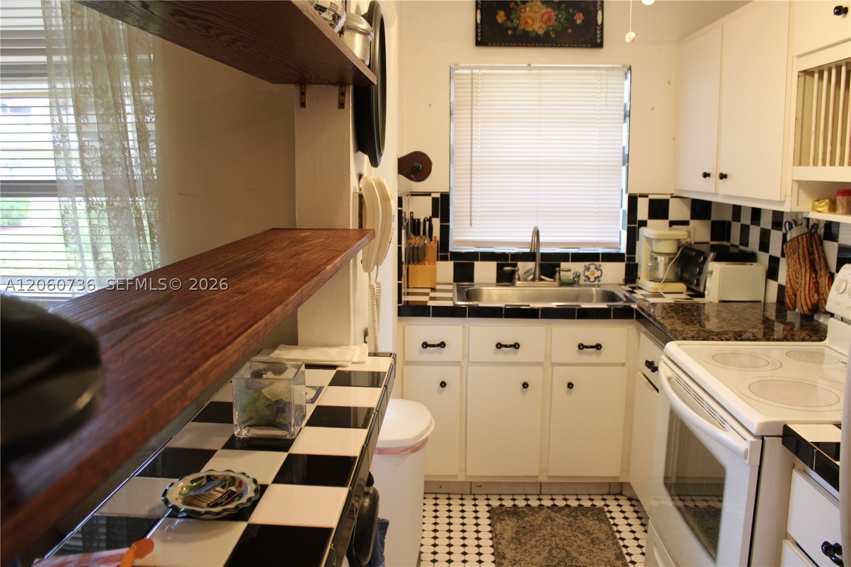 5300 Washington St H134 Property Photo 12