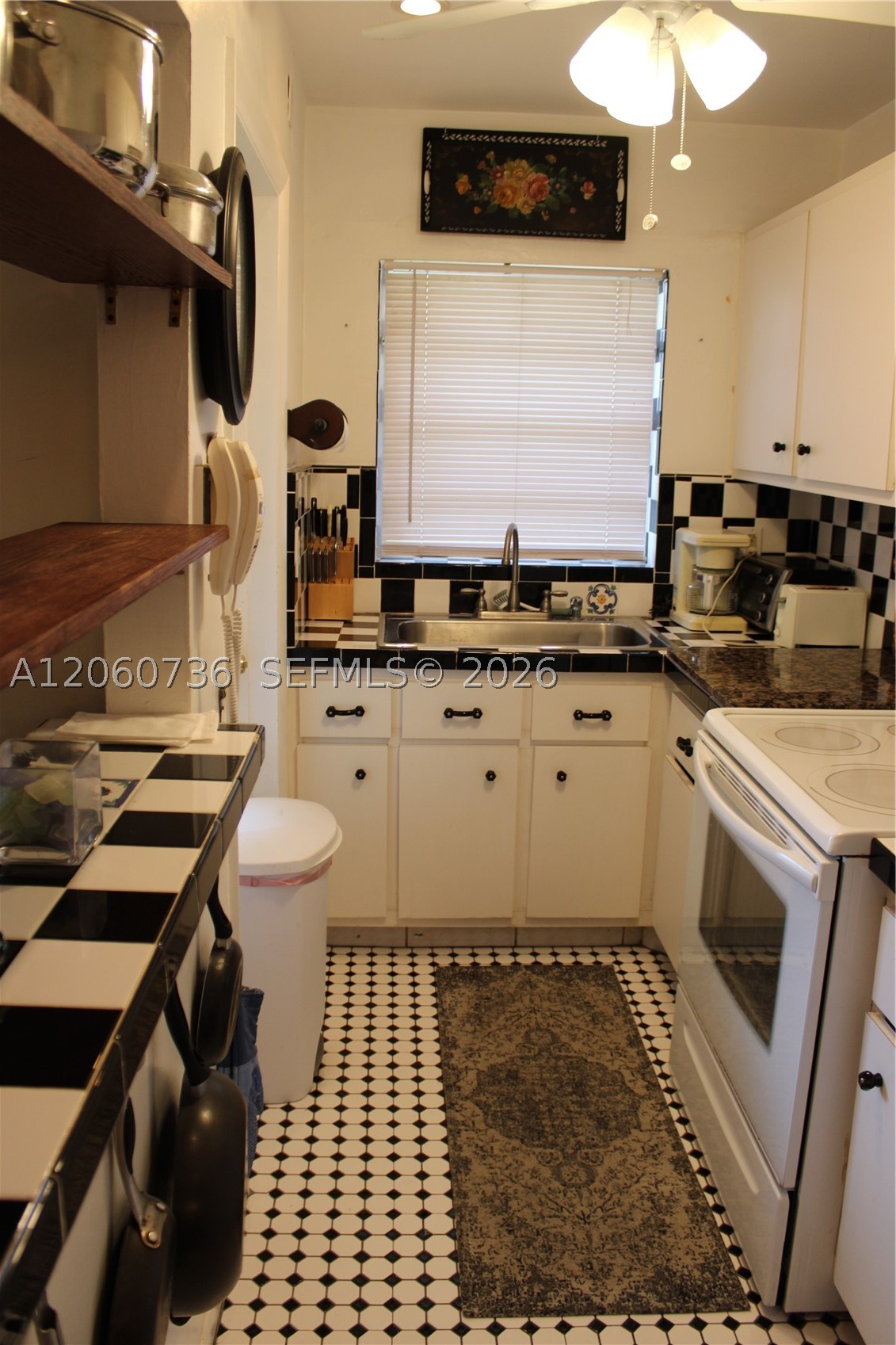 5300 Washington St H134 Property Photo 15
