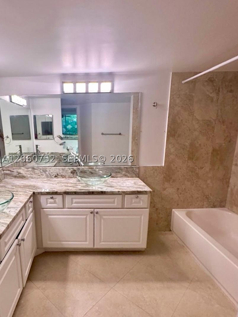 800 Scotia Dr 103 Property Photo 11