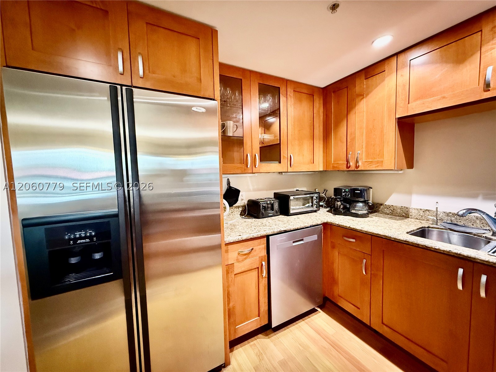 20 Calabria Ave 502 Property Photo 3