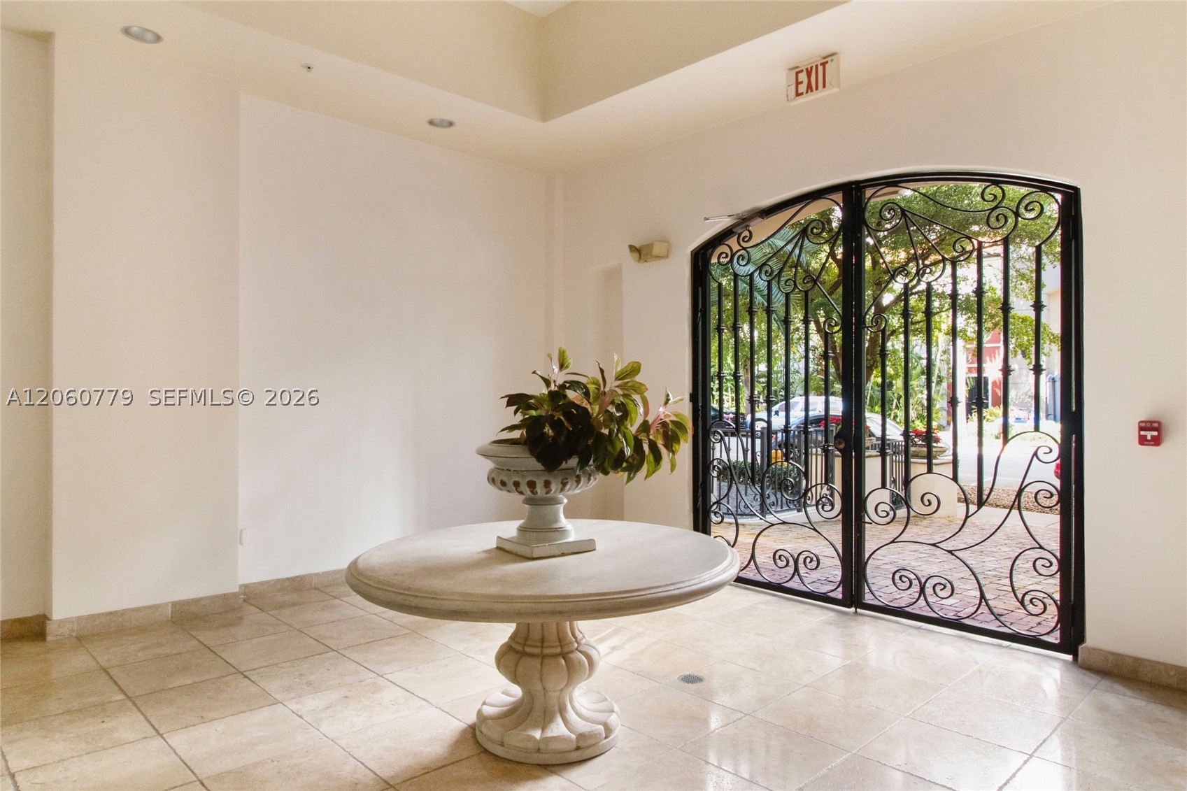 20 Calabria Ave 502 Property Photo 17
