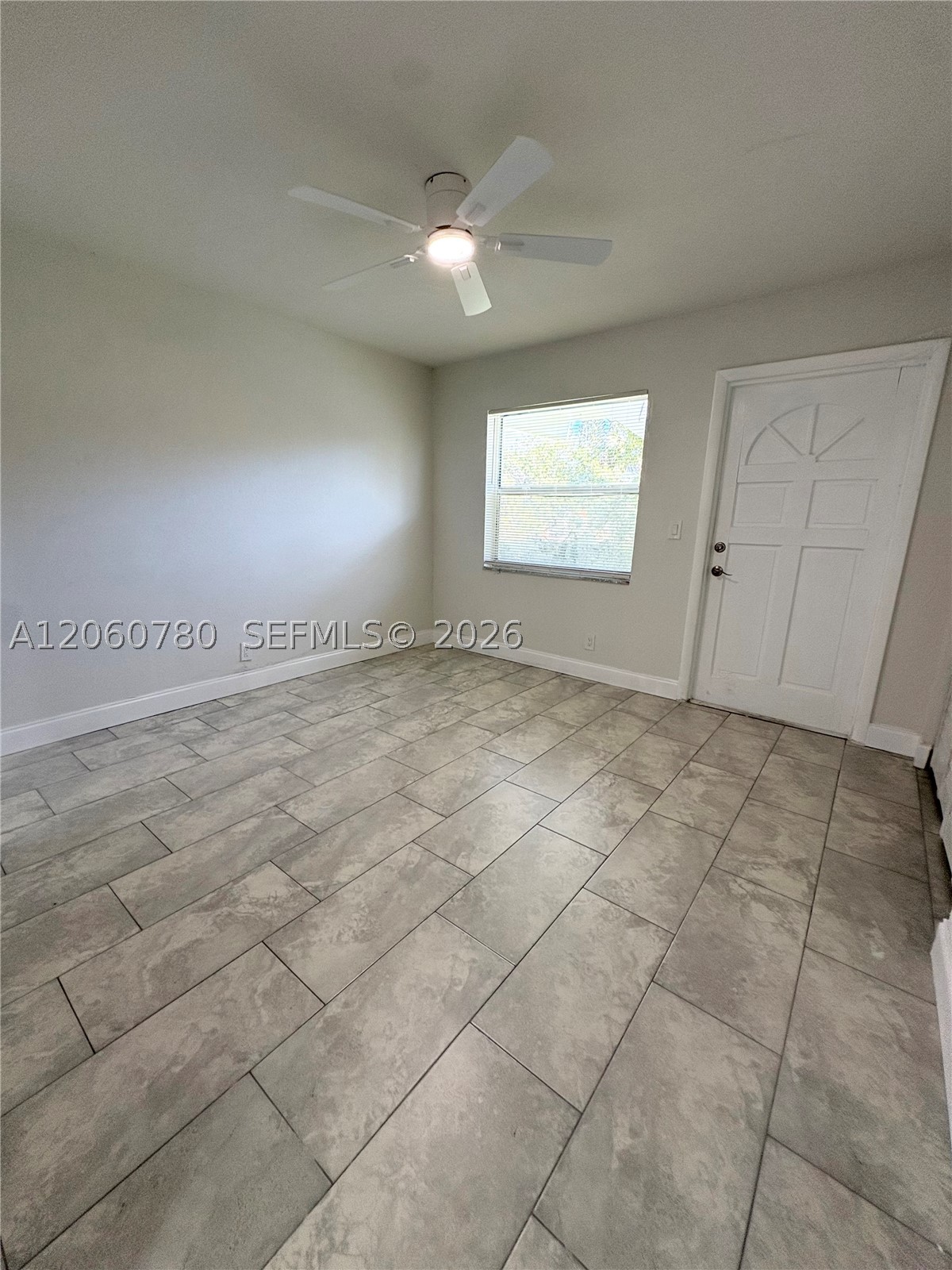 4119 Woodside Dr 2 Property Photo 6
