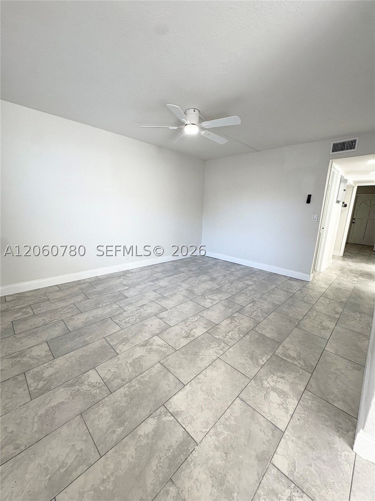 4119 Woodside Dr 2 Property Photo 7