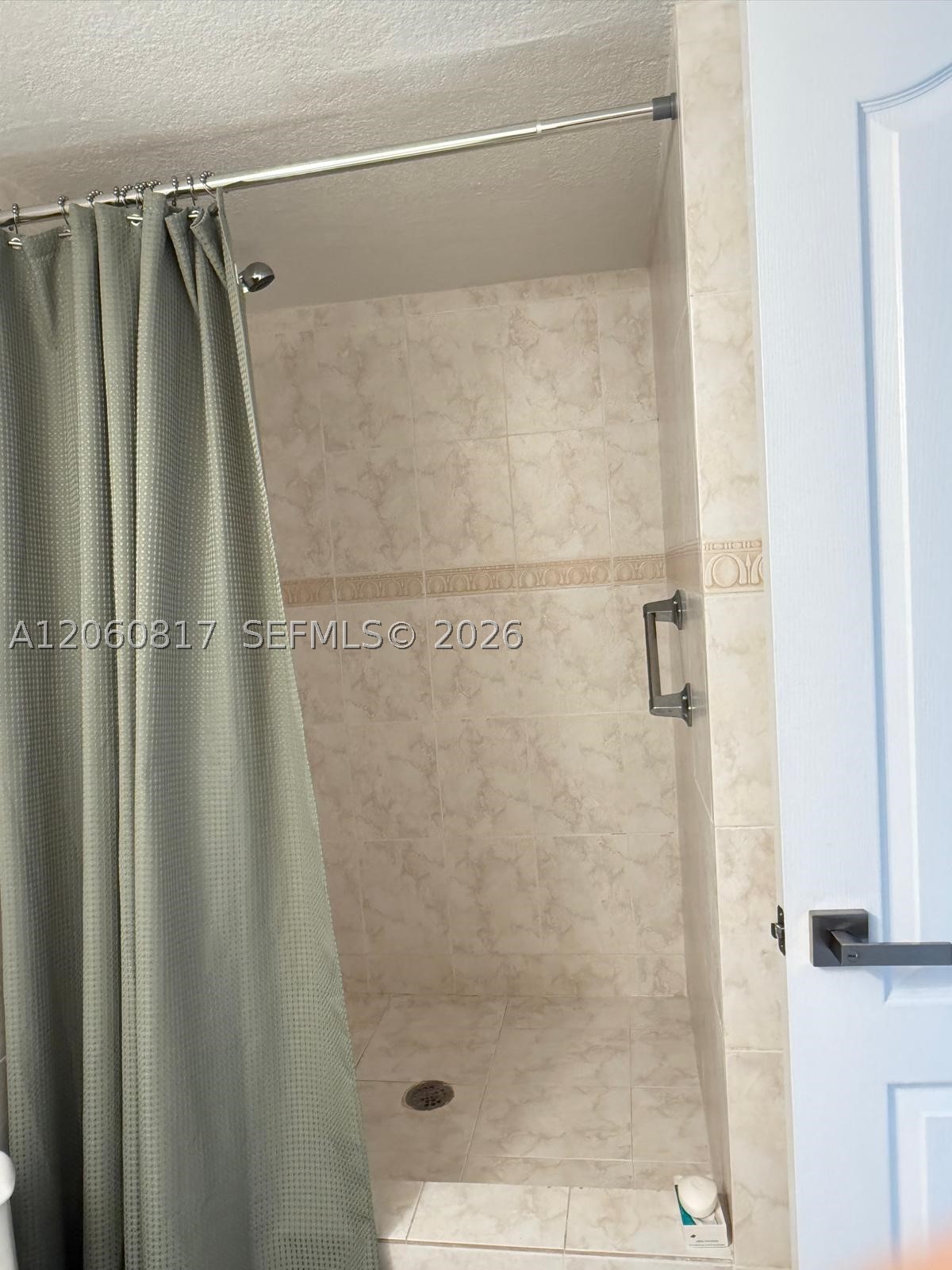 2625 Collins Ave 810 Property Photo 10