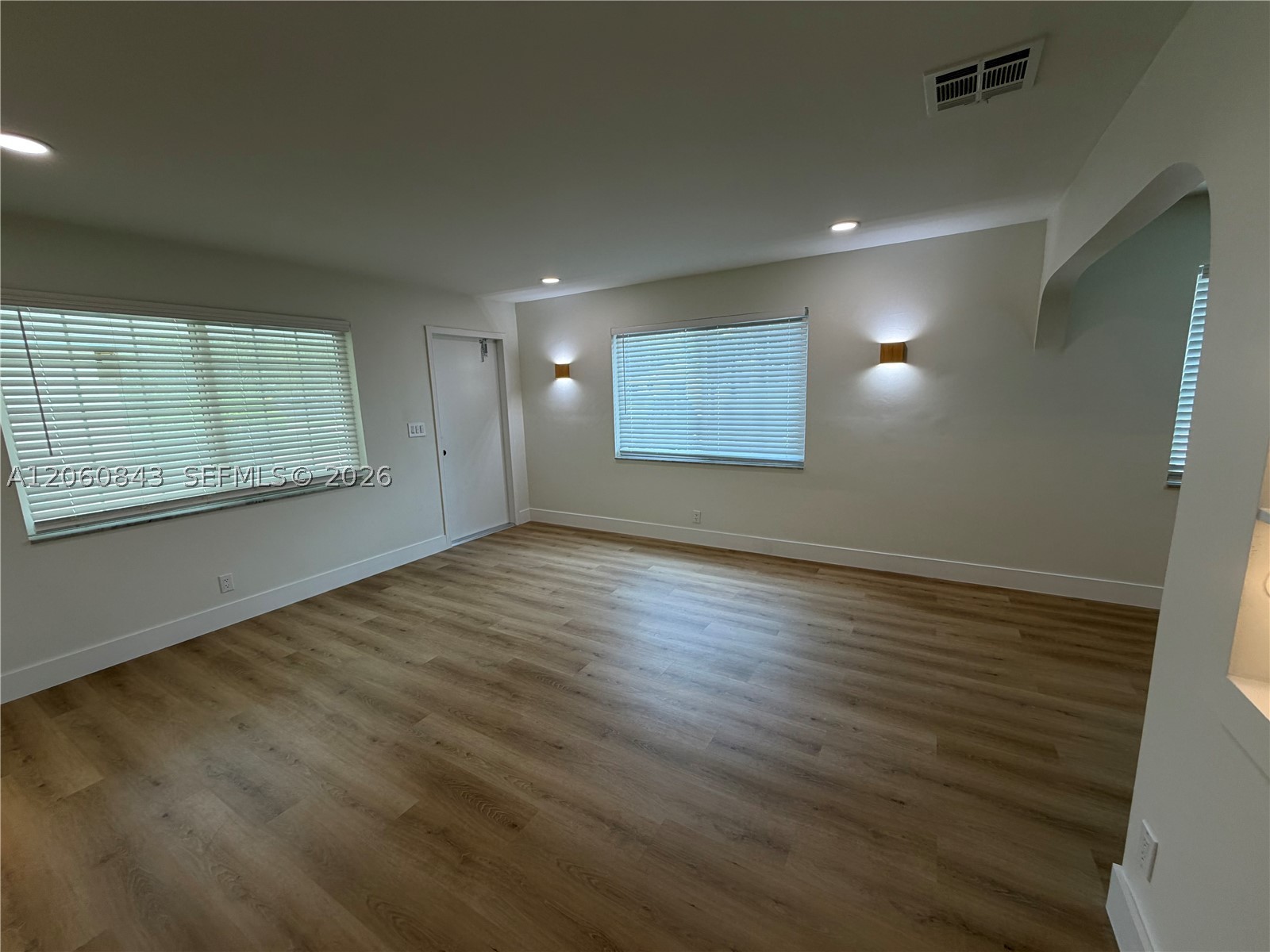 708 Sw 7th Ave 1 Property Photo 8