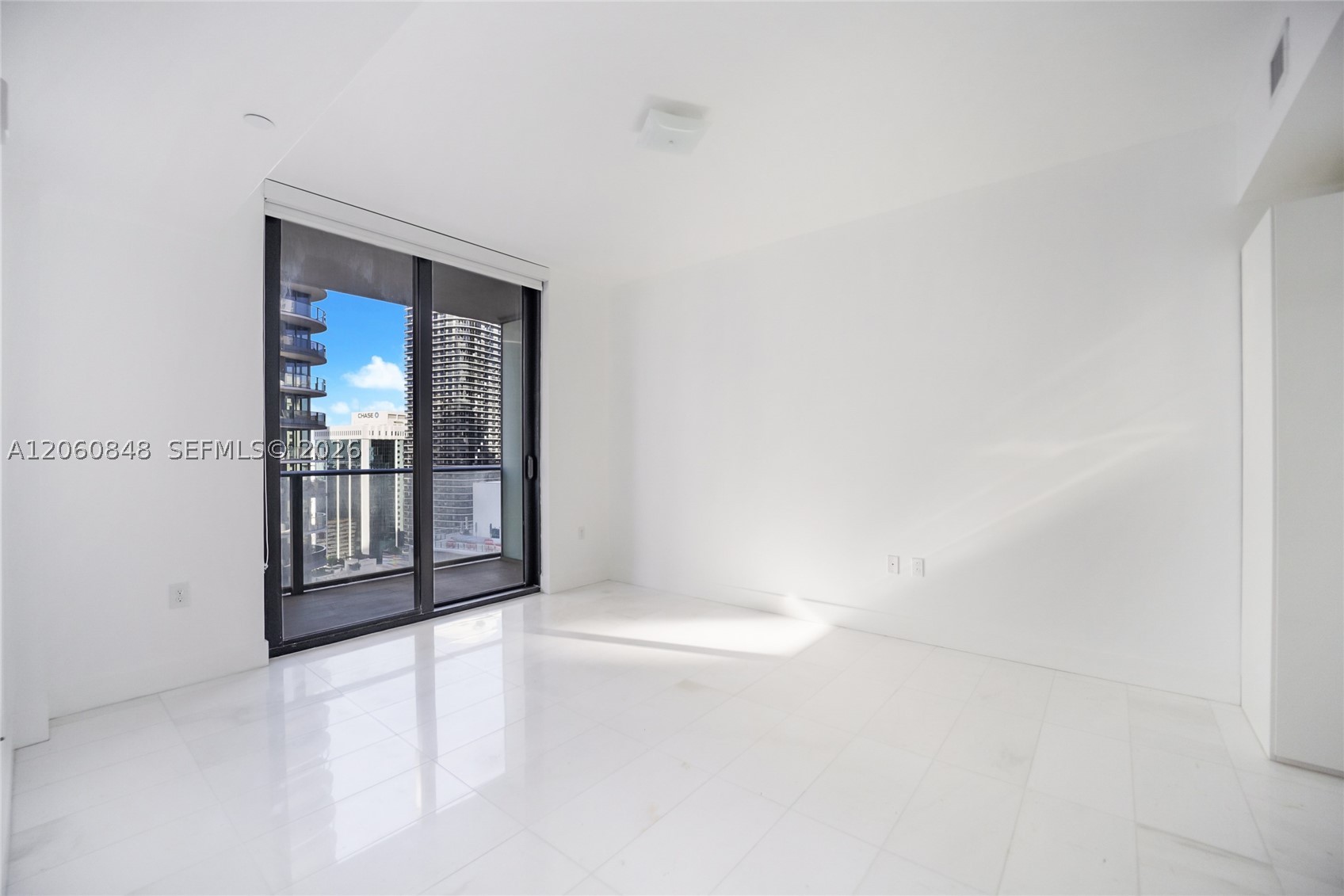 1010 Brickell Ave 2708 Property Photo 5