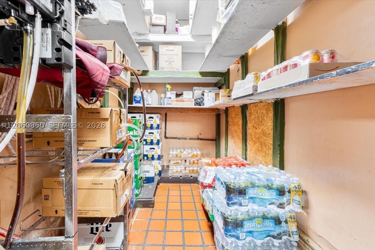 A12060850 Property Photo 14