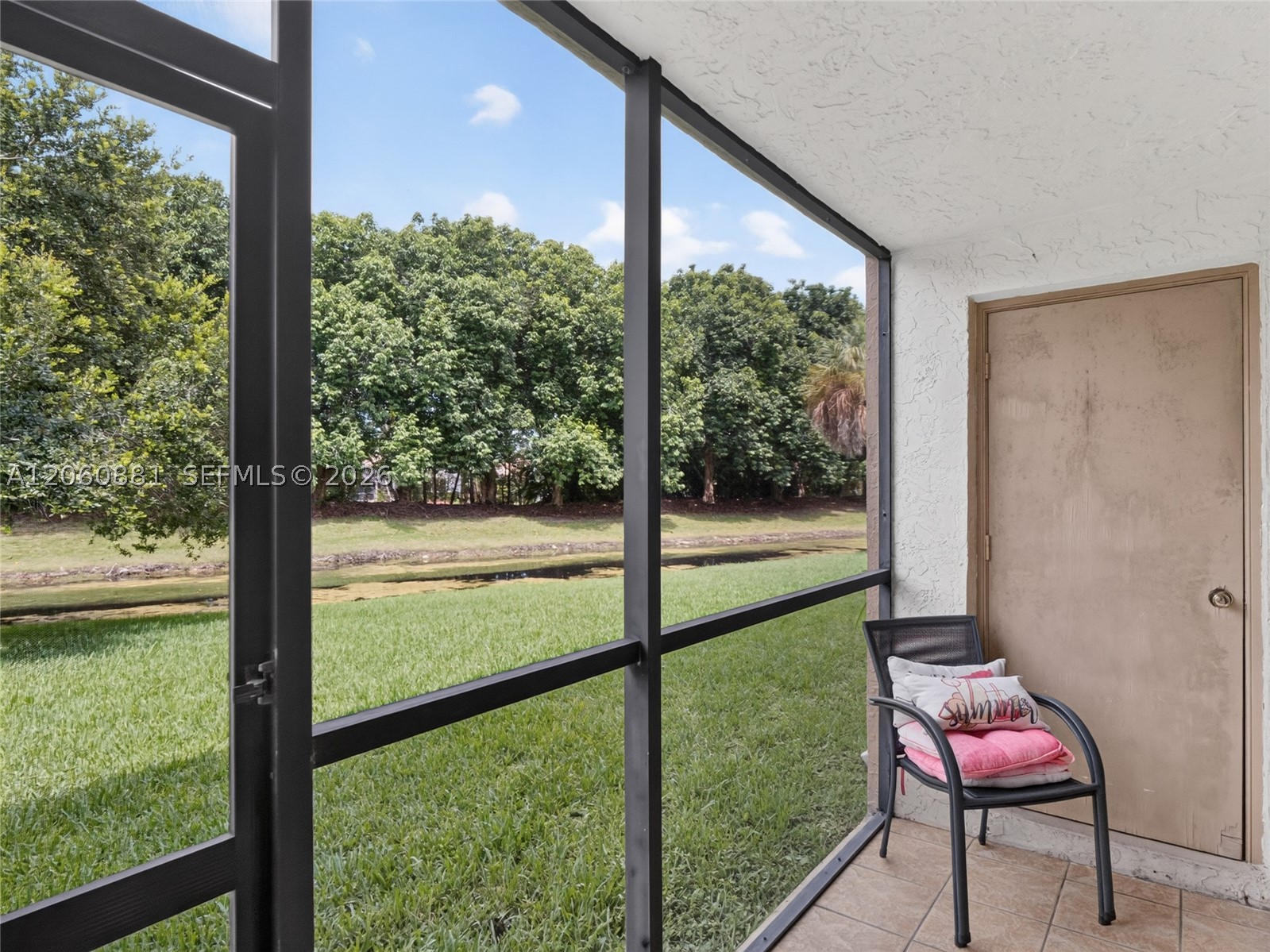 205 Lakeview Dr 103 Property Photo 26