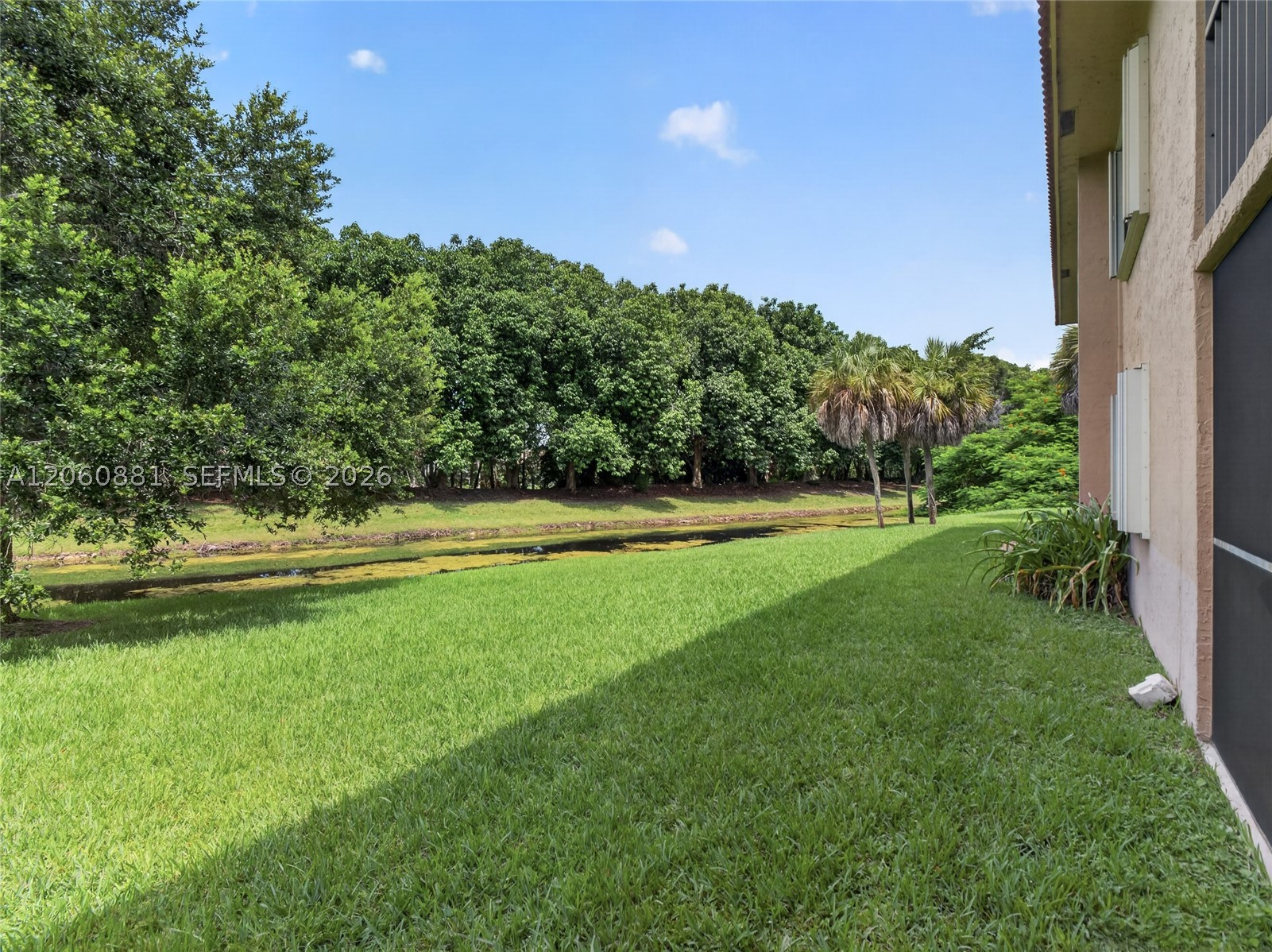 205 Lakeview Dr 103 Property Photo 28