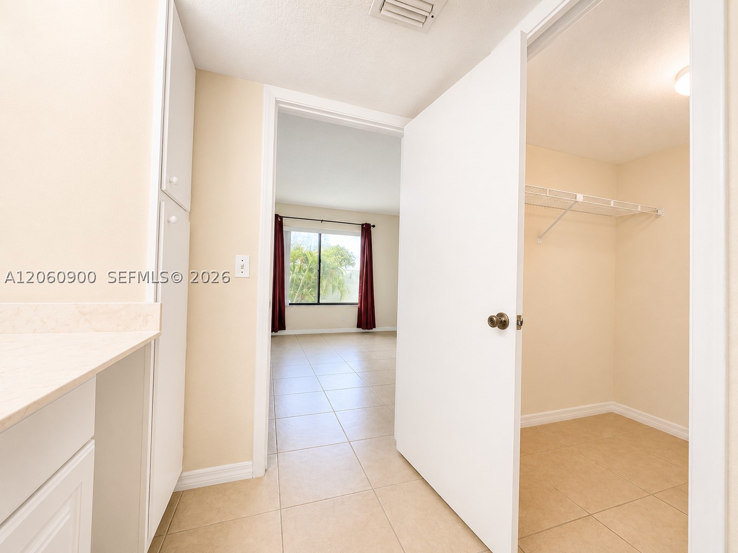 6585 Somerset Dr 103 Property Photo 17