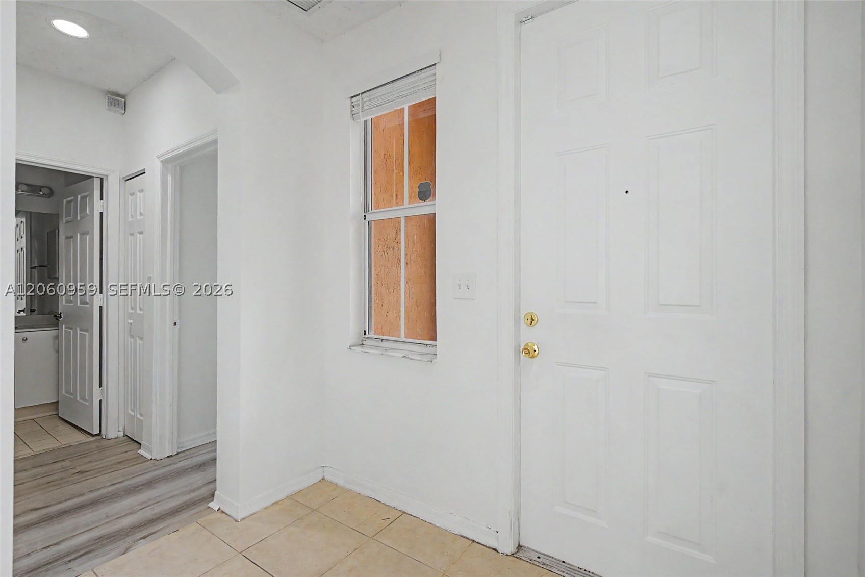 975 Ne 42nd Ter 975 Property Photo 8