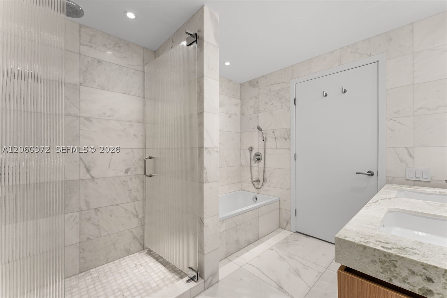500 Alton Rd 2105 Property Photo 17
