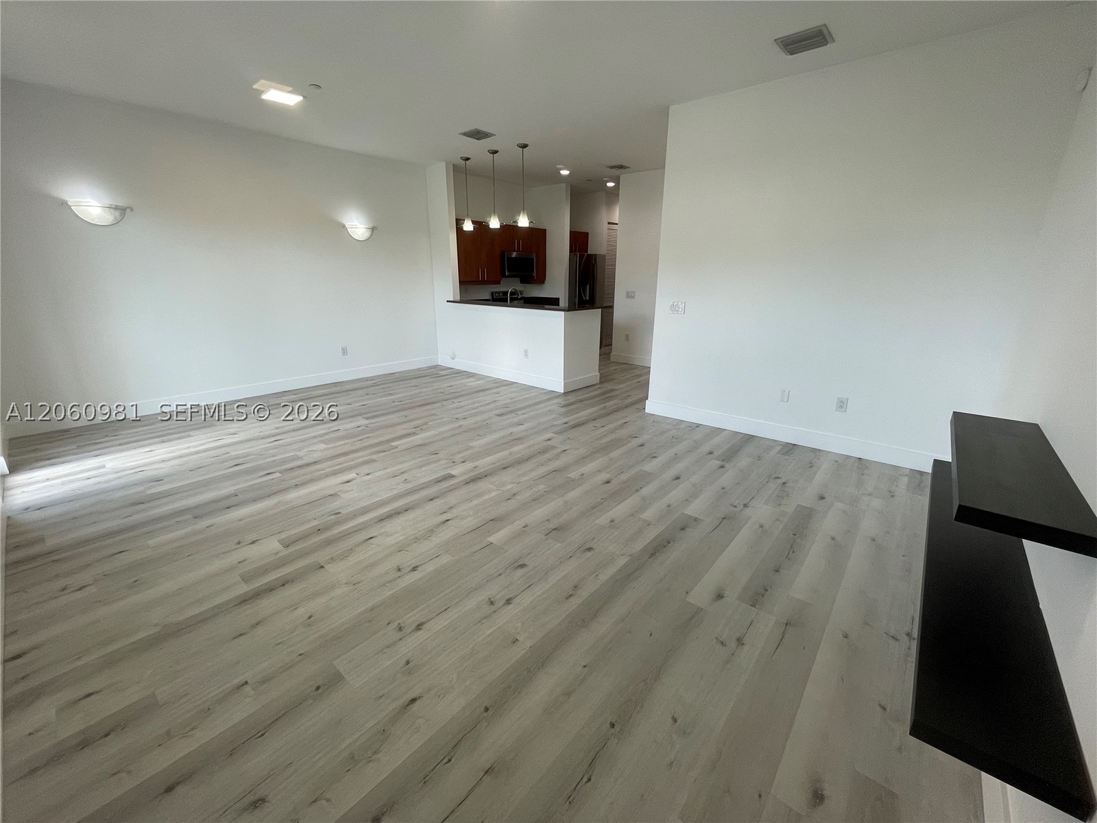 412 Sw 13th Ter 412 Property Photo 11