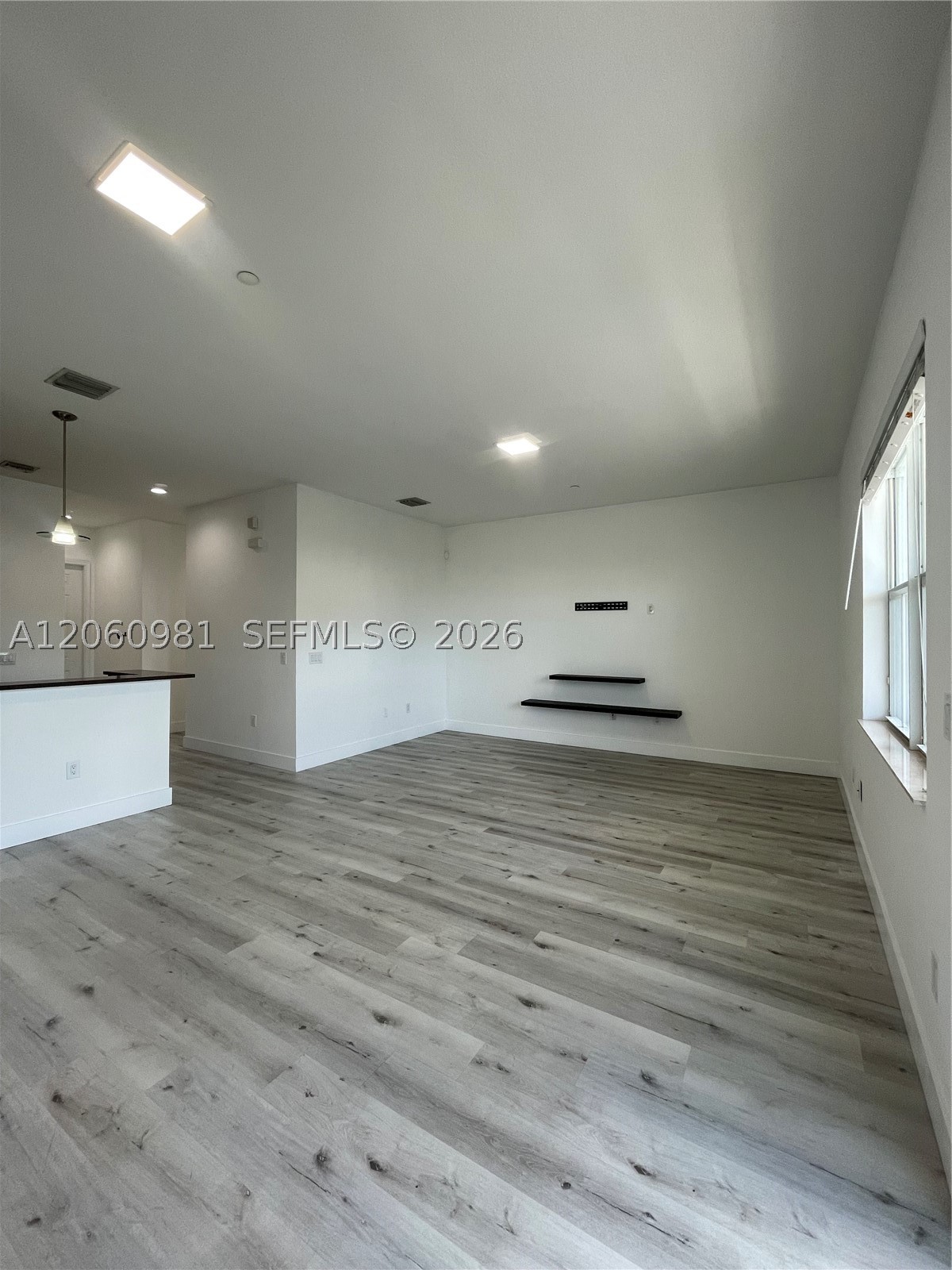 412 Sw 13th Ter 412 Property Photo 13