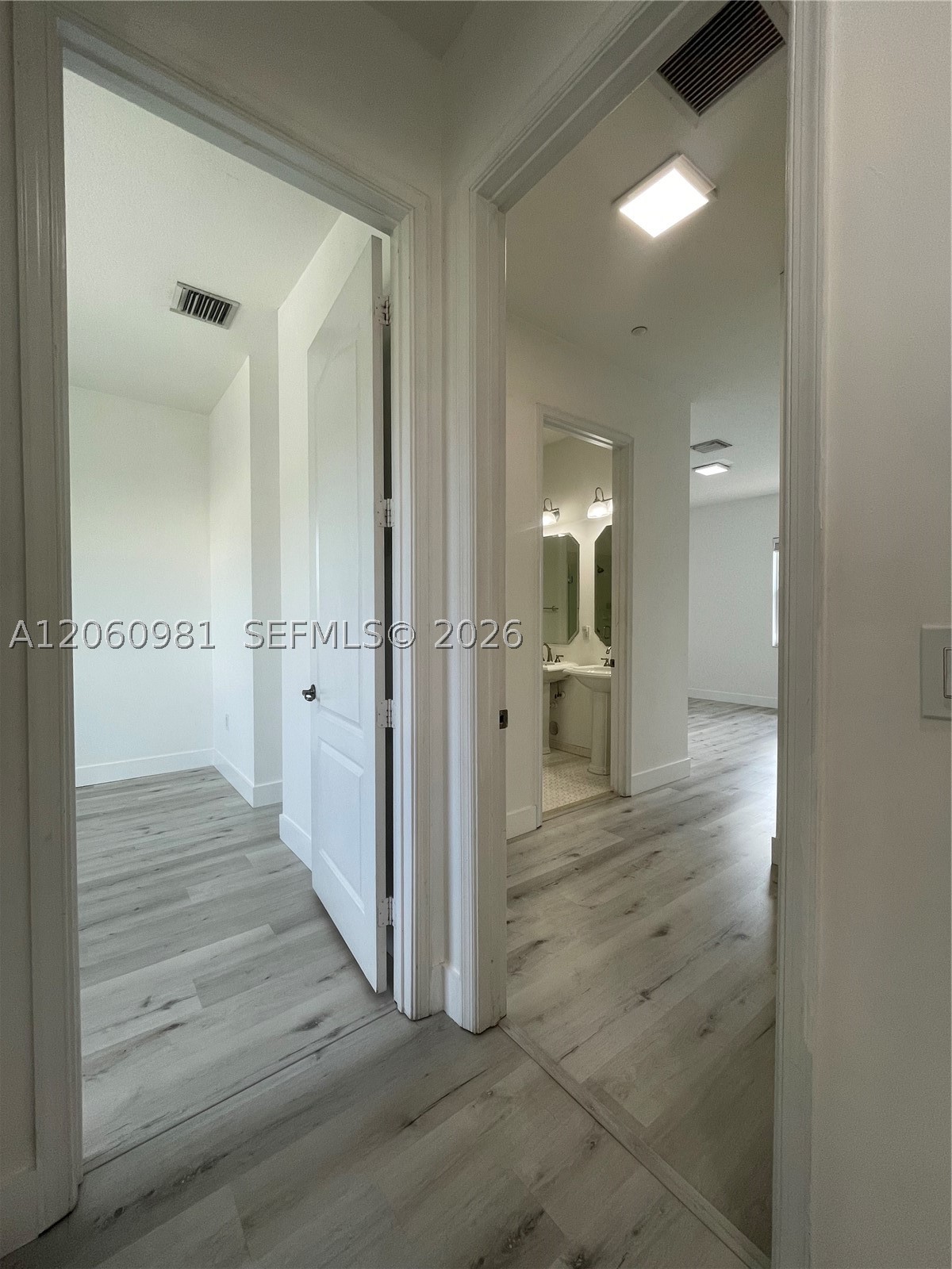 412 Sw 13th Ter 412 Property Photo 17