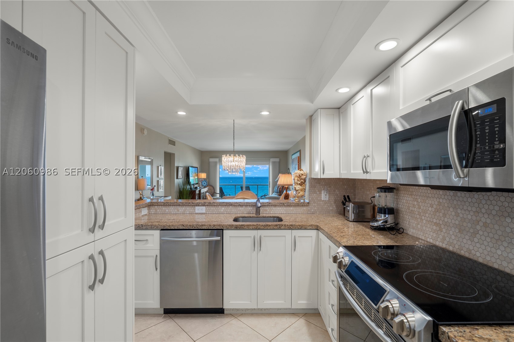 6000 N Ocean Blvd 11c Property Photo 4