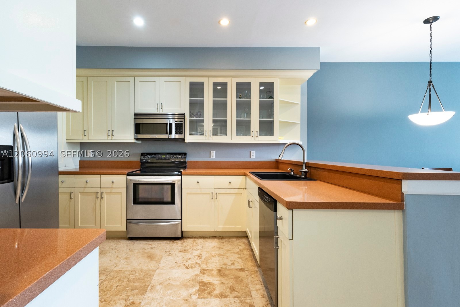5 Island Ave Le Property Photo 2