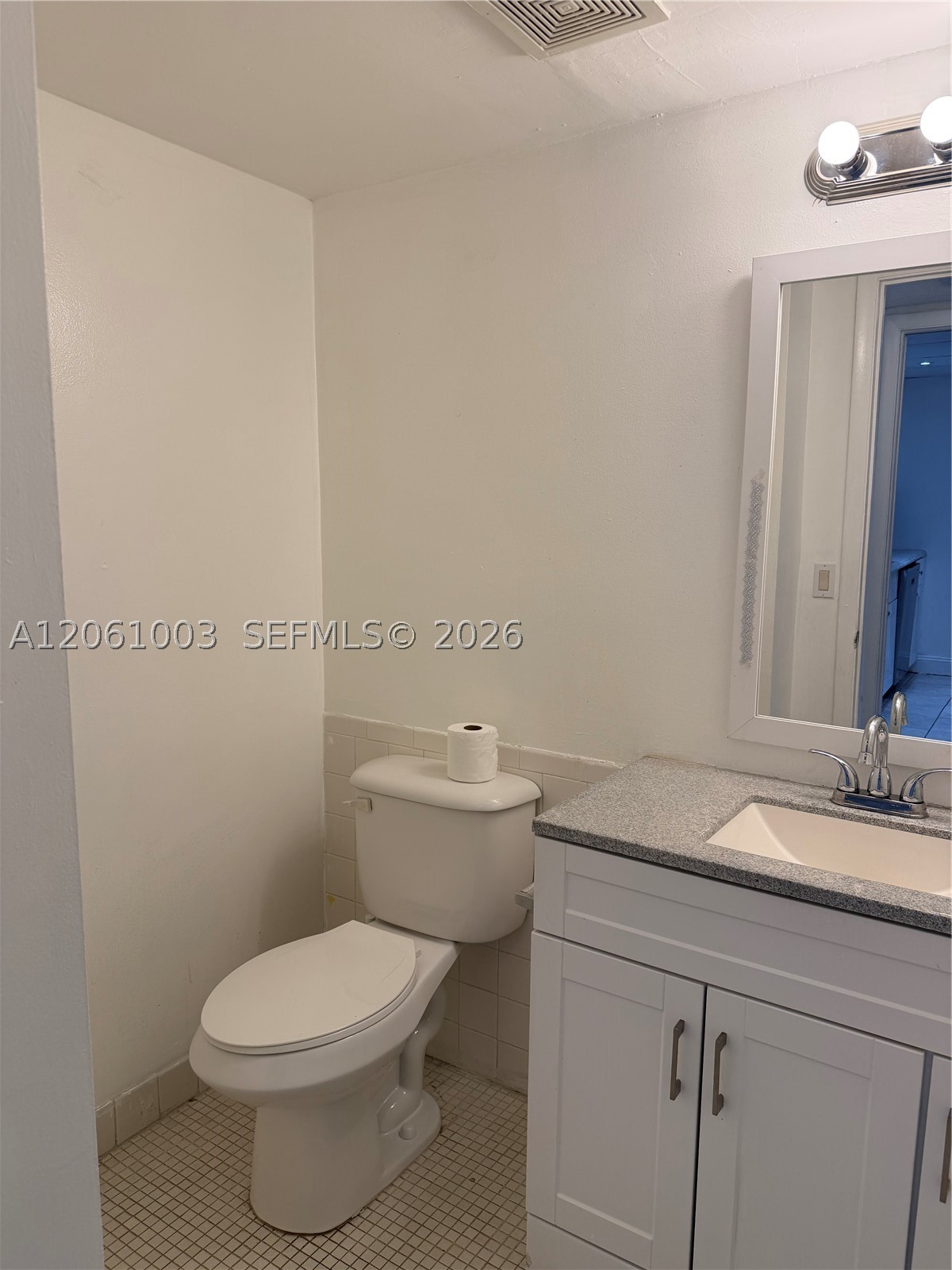 3246 N Pine Island Rd 101 Property Photo 28