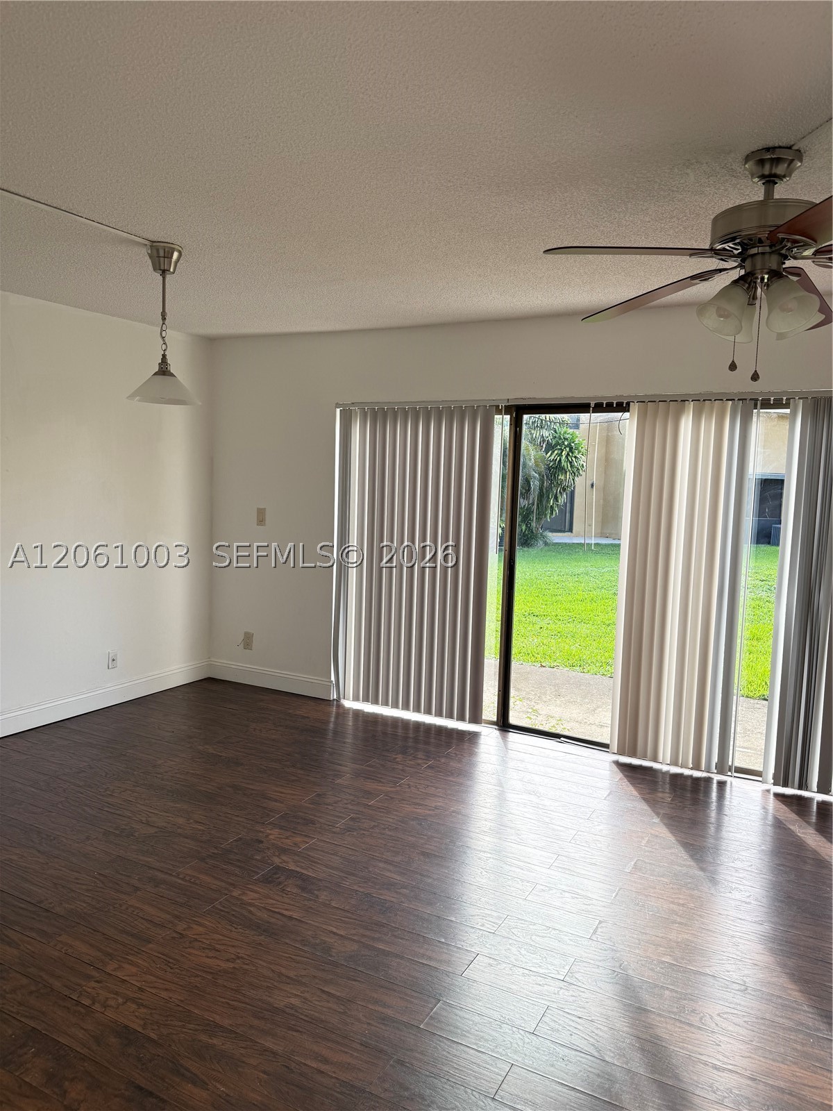 3246 N Pine Island Rd 101 Property Photo 29