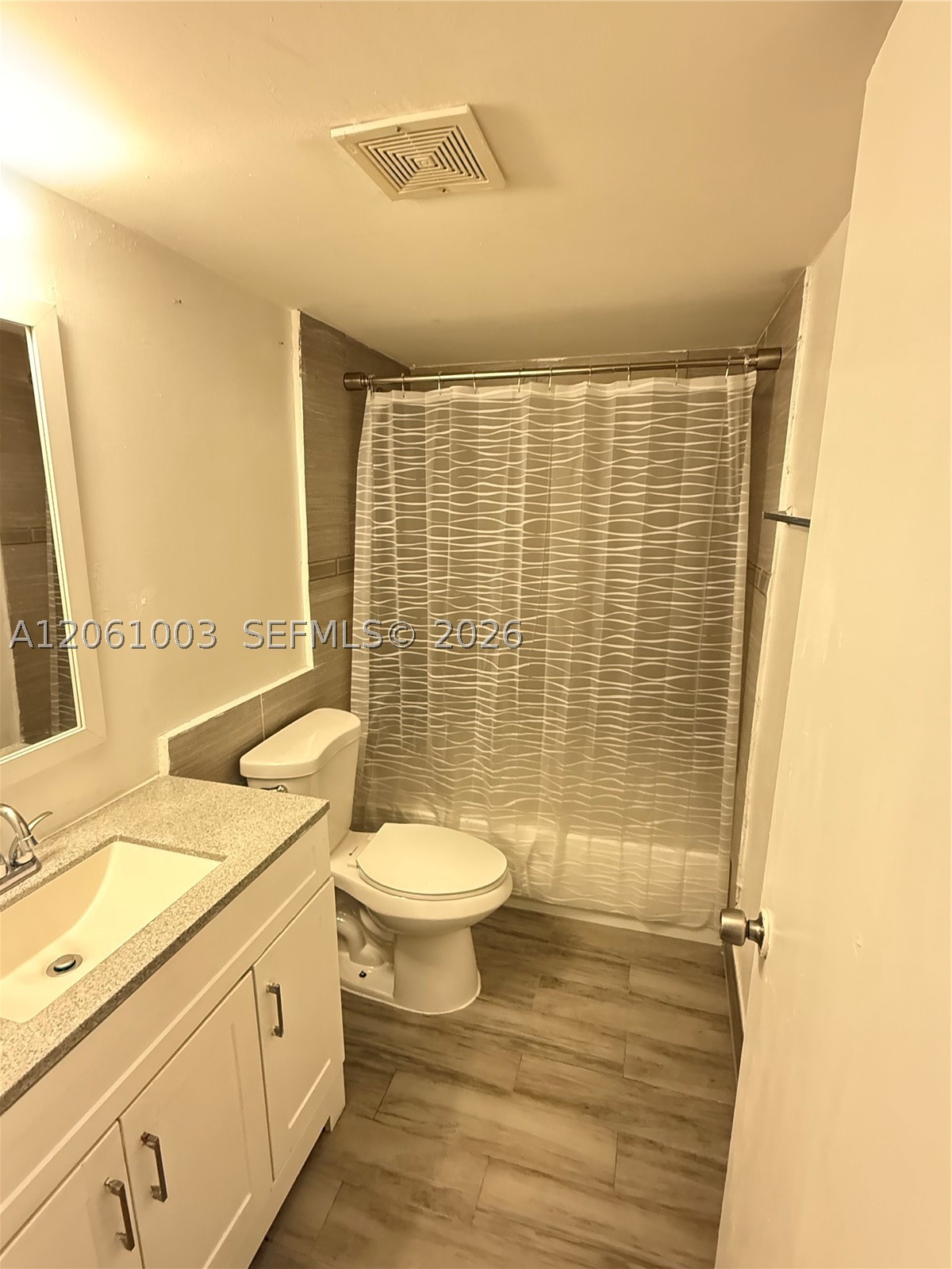 3246 N Pine Island Rd 101 Property Photo 40