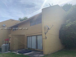 3246 N Pine Island Rd 101 Property Photo 47