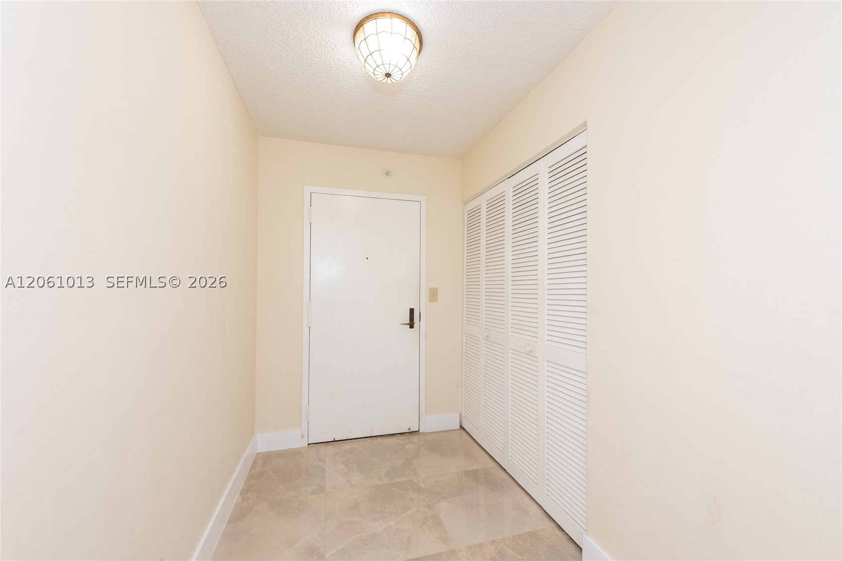 600 Biltmore Way 1014 Property Photo 5