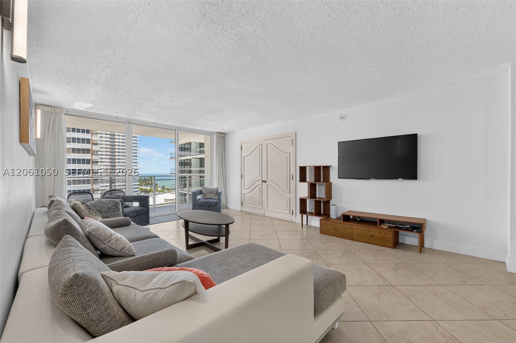 2030 S Ocean Dr 723 Property Photo 4