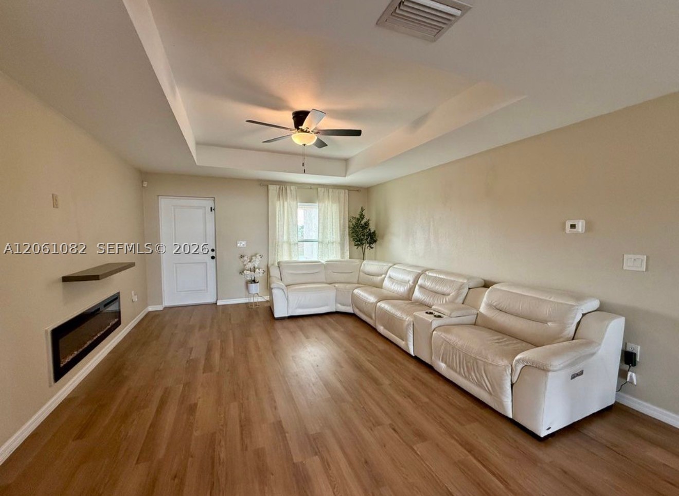 7033 Waldo Cir Property Photo 4