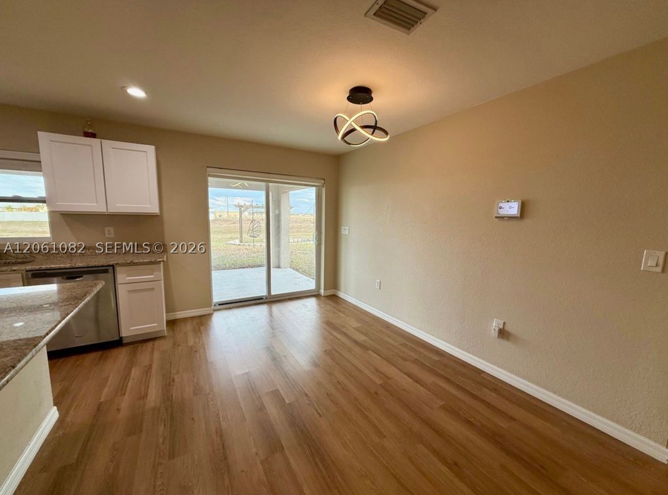 7033 Waldo Cir Property Photo 8