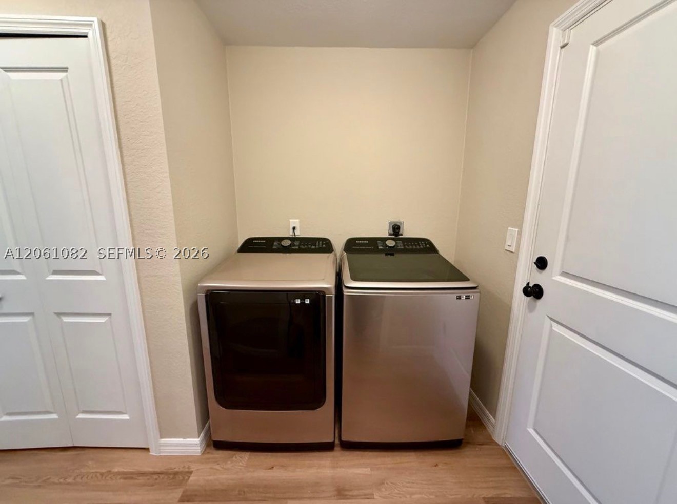 7033 Waldo Cir Property Photo 17