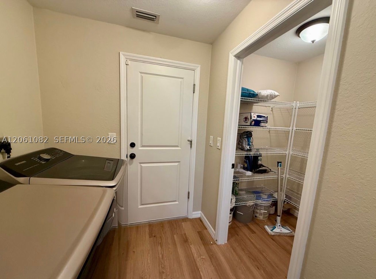 7033 Waldo Cir Property Photo 18
