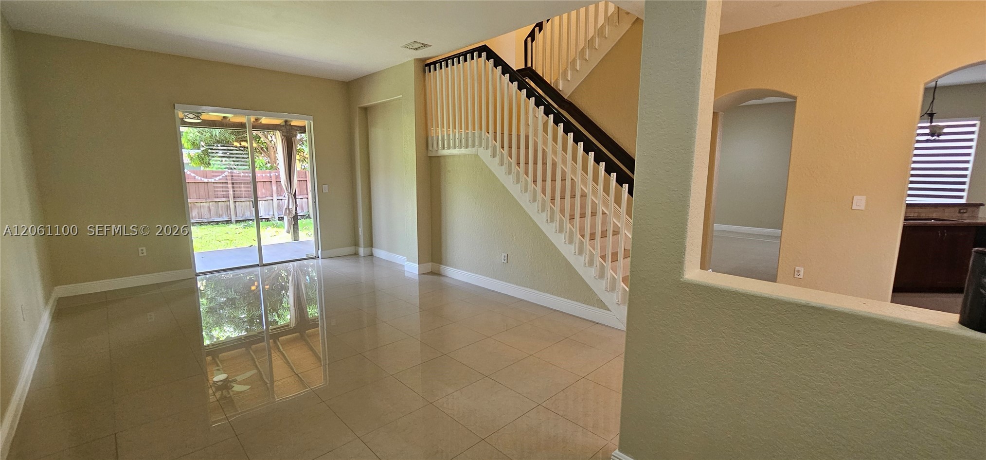 23663 Sw 107th Ct Property Photo 3