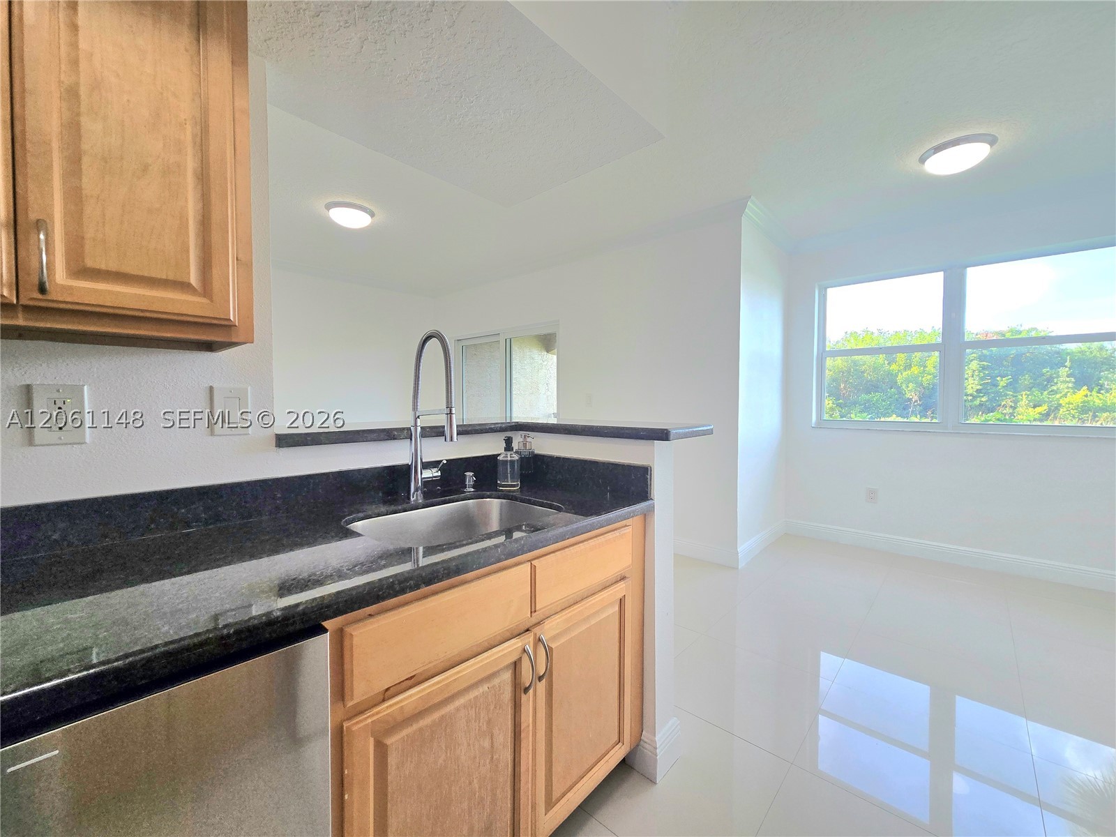 11600 Sw 2nd St 18104 Property Photo 6