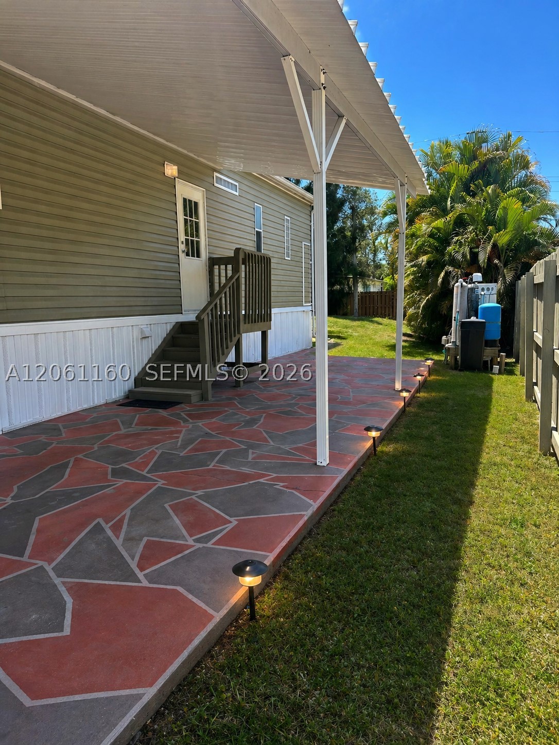 20472 Luettich Ln Property Photo 5