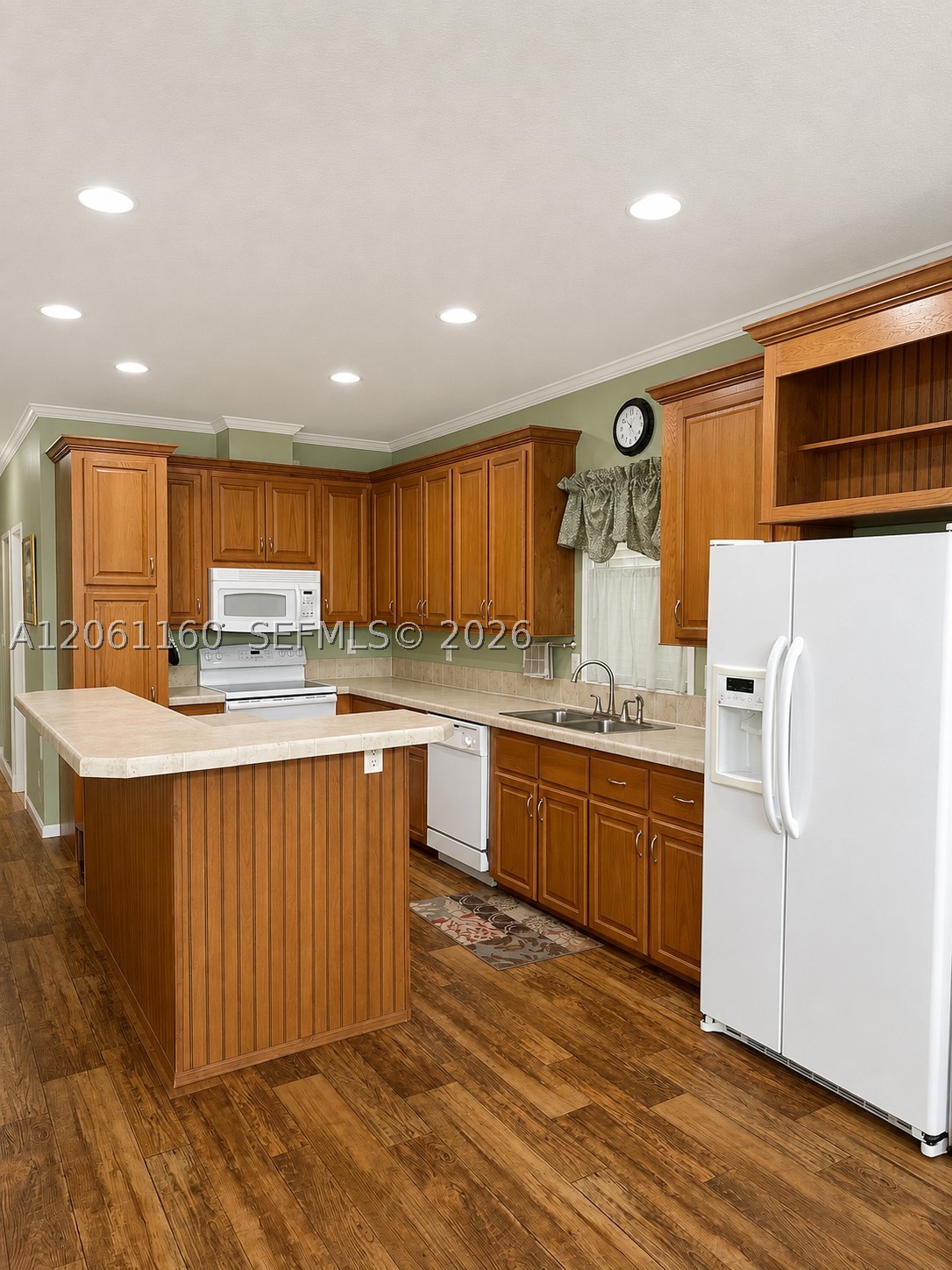 20472 Luettich Ln Property Photo 6