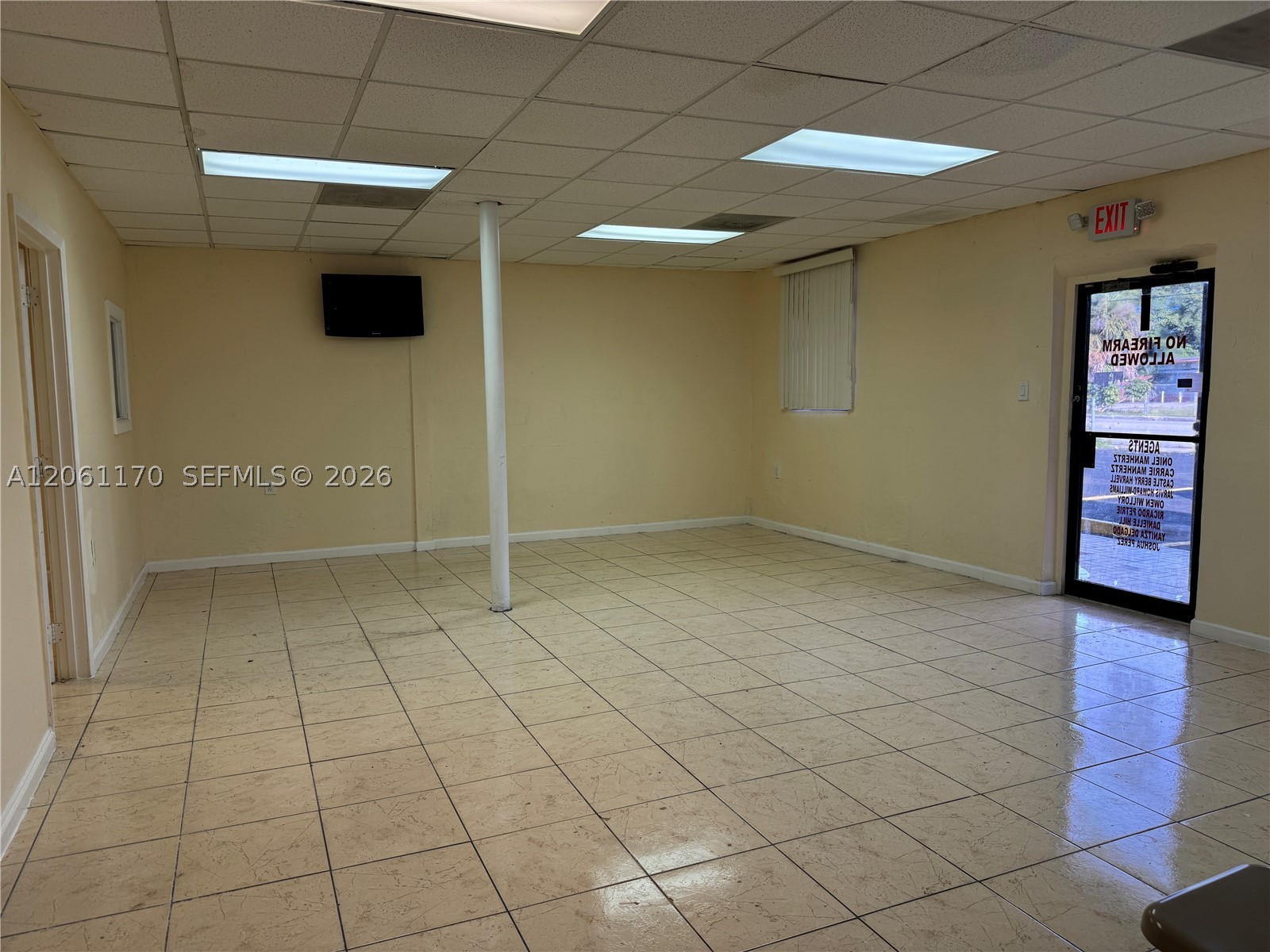 1605 Nw 95th St Property Photo 5