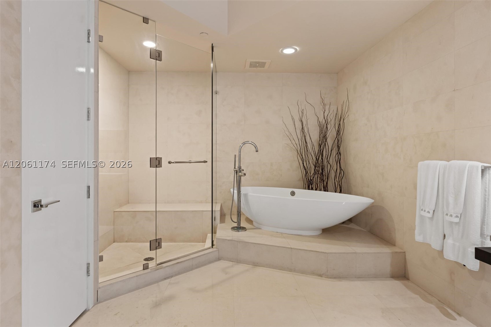16051 Collins Ave 3404 Property Photo 51