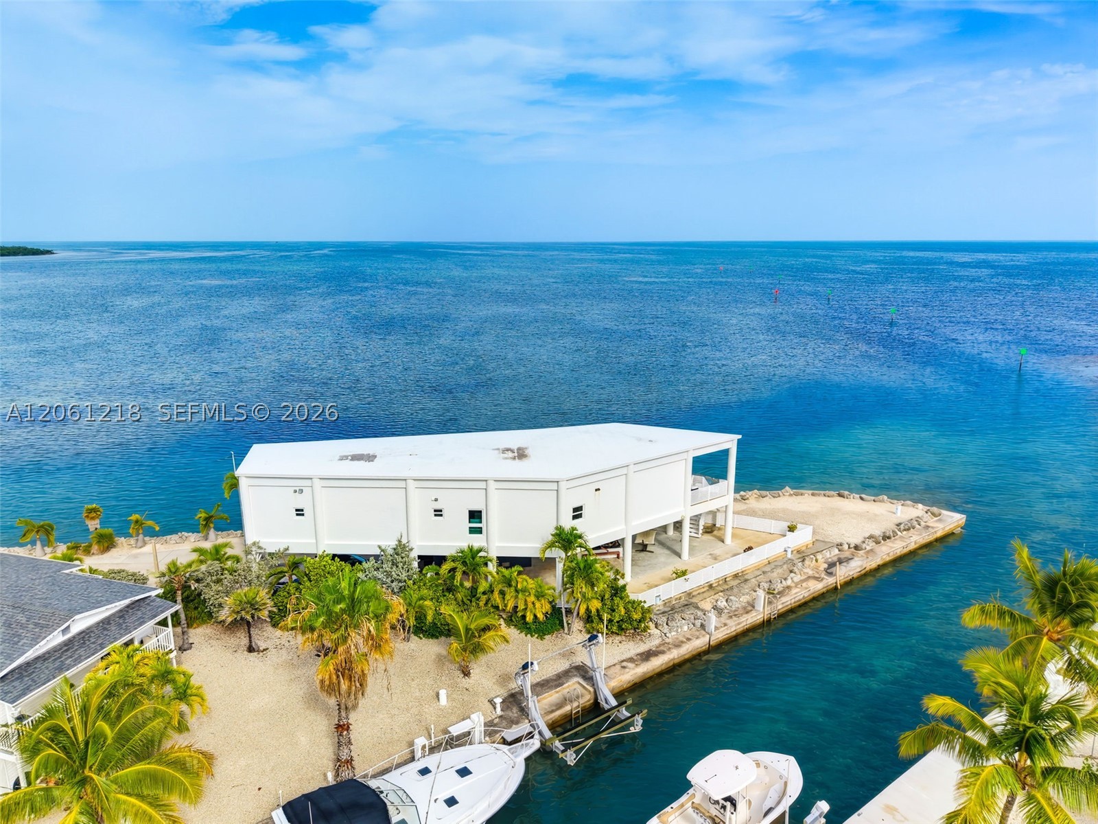 A12061218 Property Photo 2