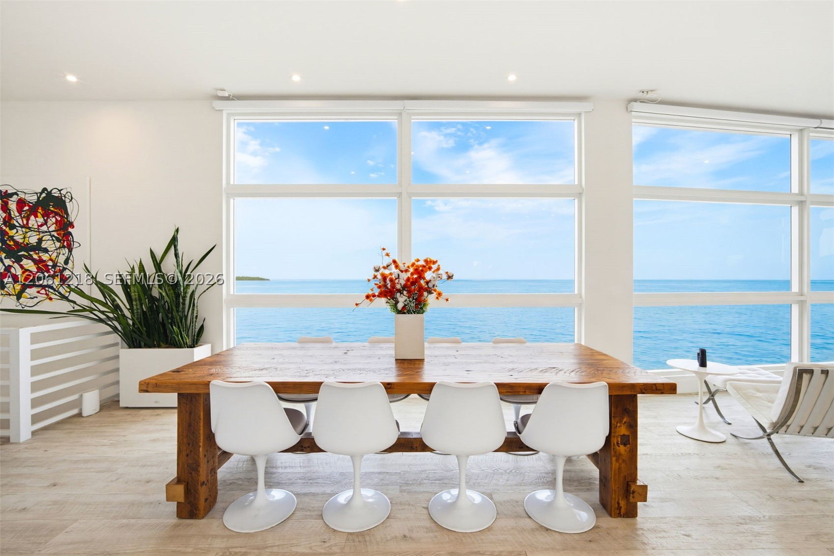 A12061218 Property Photo 10