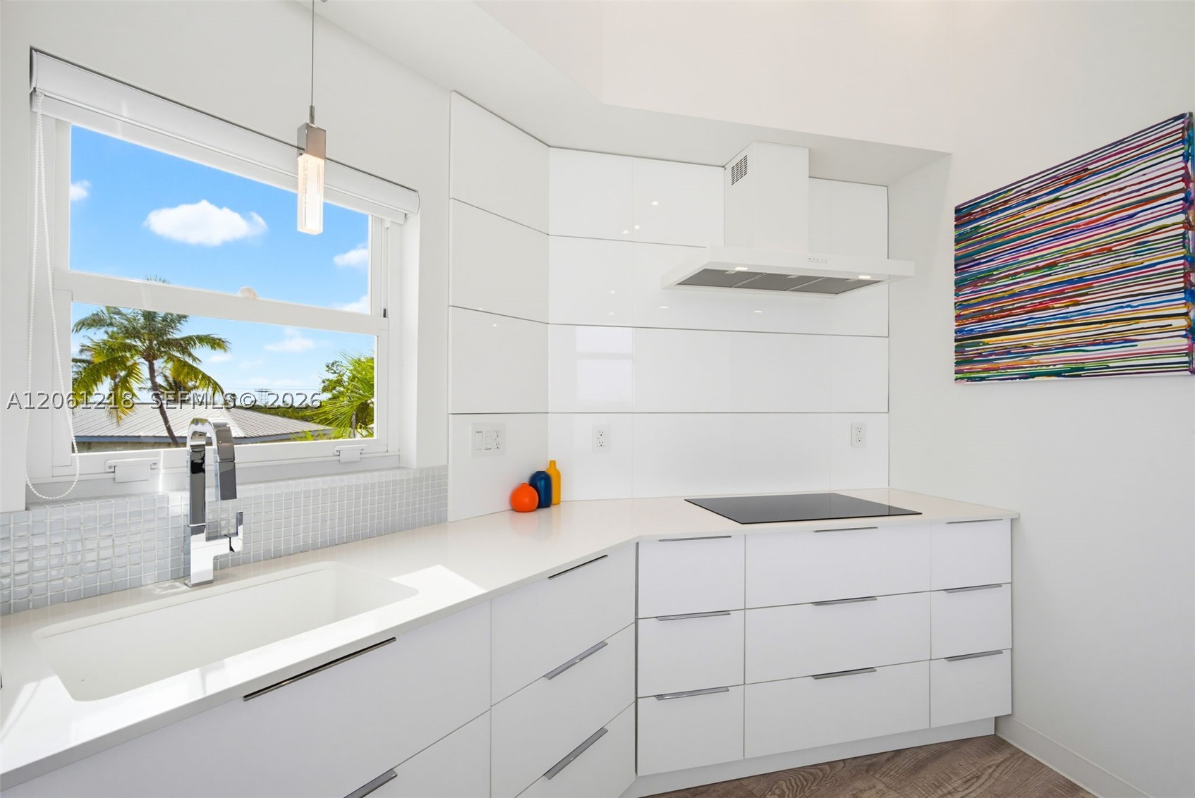 A12061218 Property Photo 17