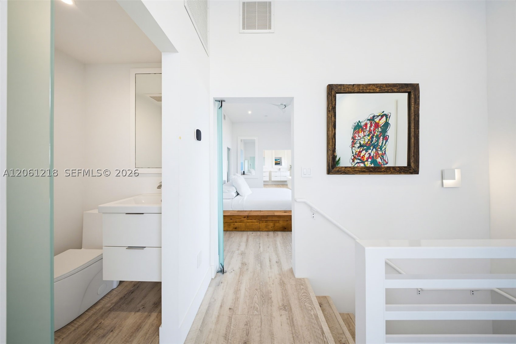 A12061218 Property Photo 36