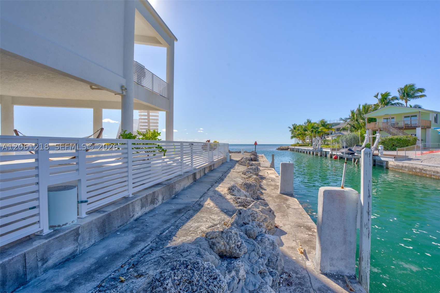 A12061218 Property Photo 41