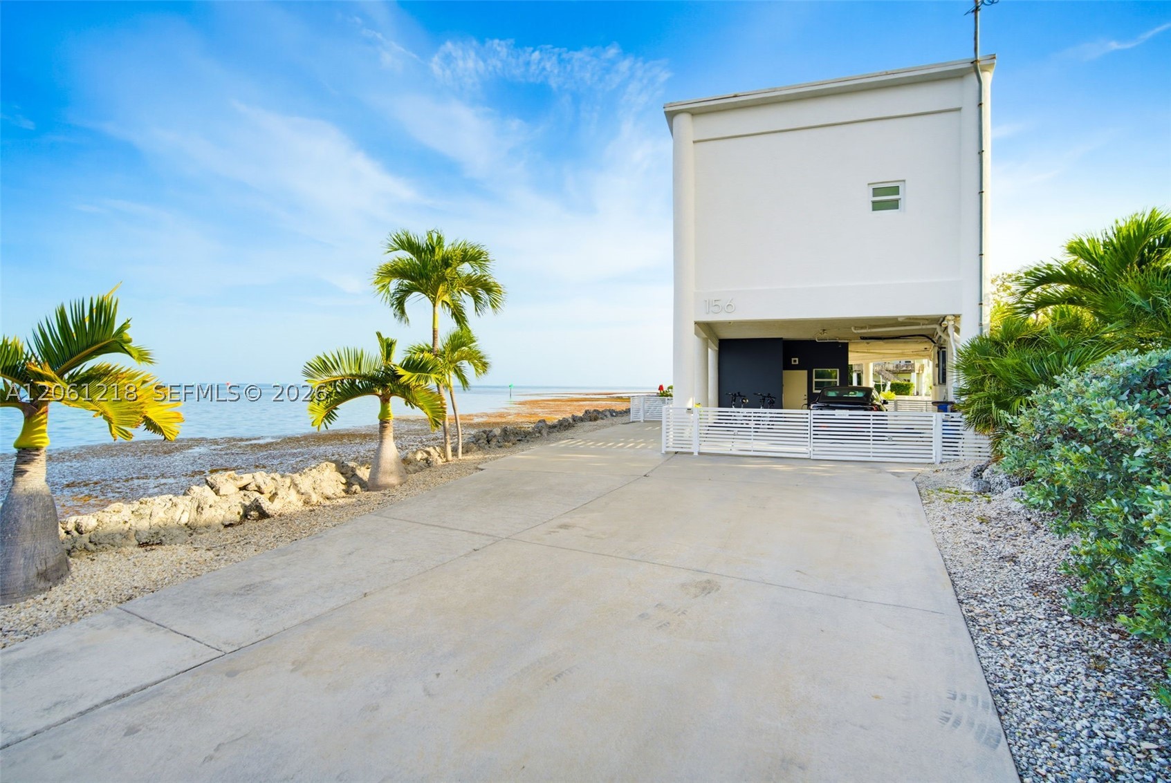 A12061218 Property Photo 52