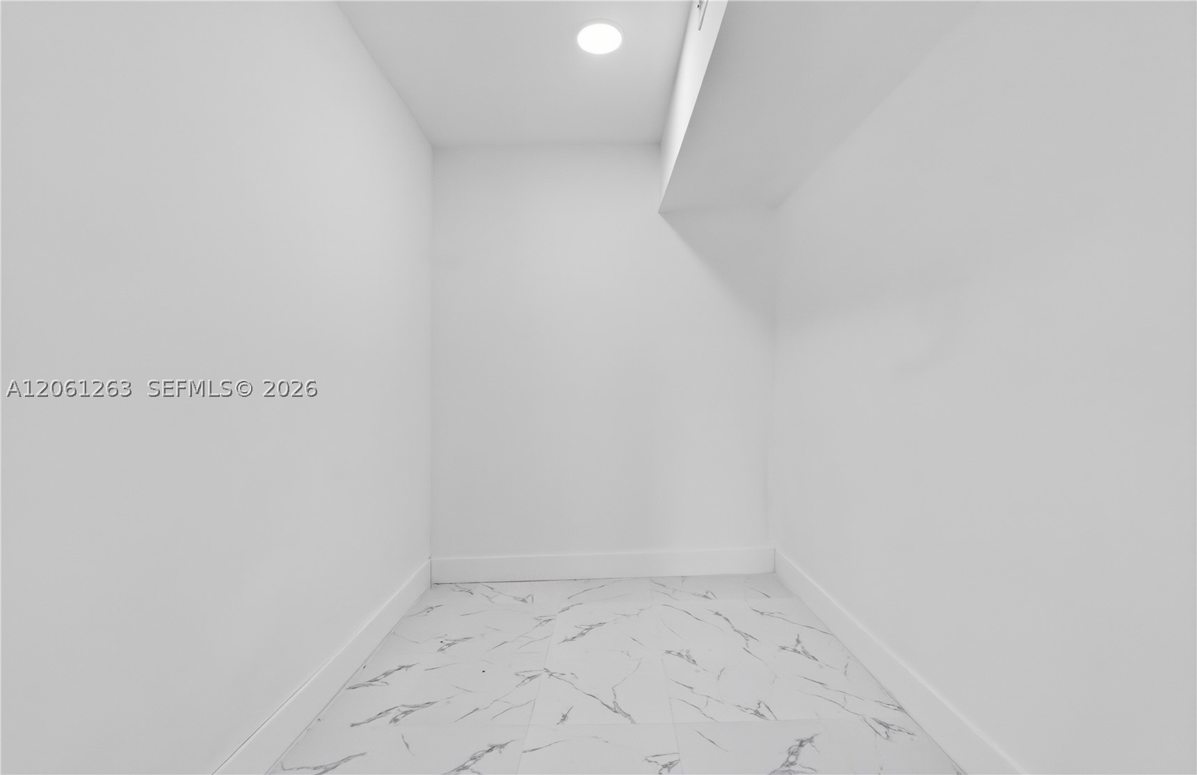 1777 N 17th Ct Property Photo 22