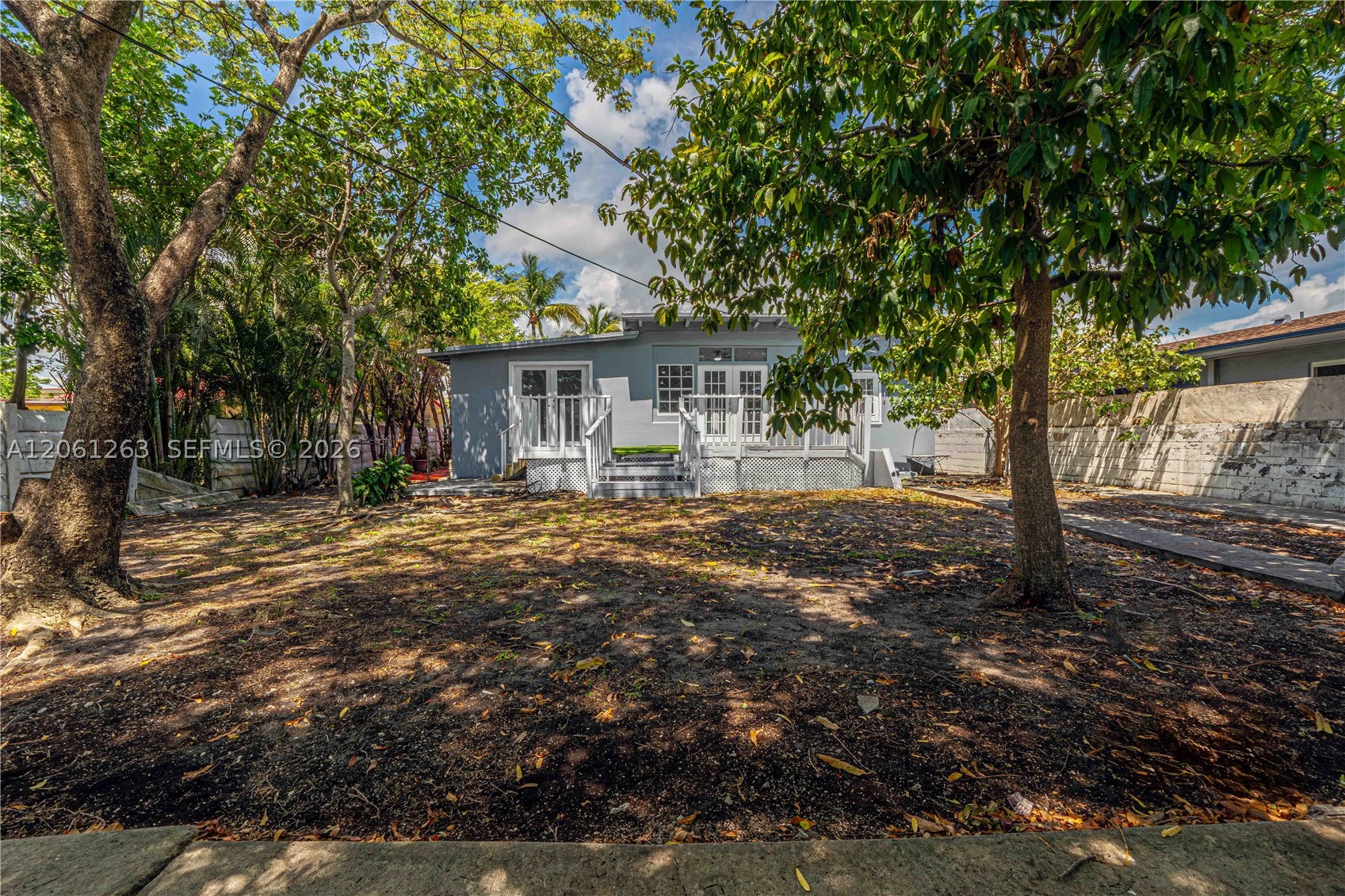 1777 N 17th Ct Property Photo 34