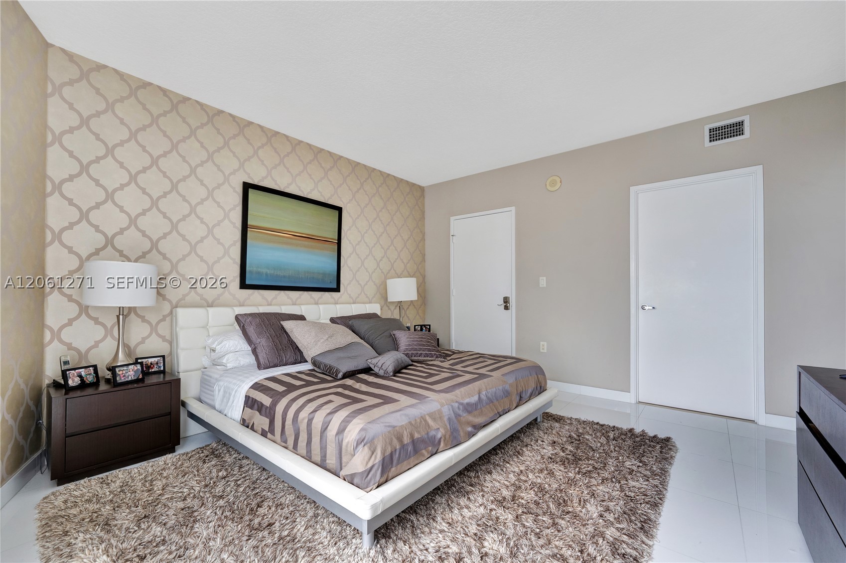 250 Sunny Isles Blvd 3-ph5 Property Photo 10