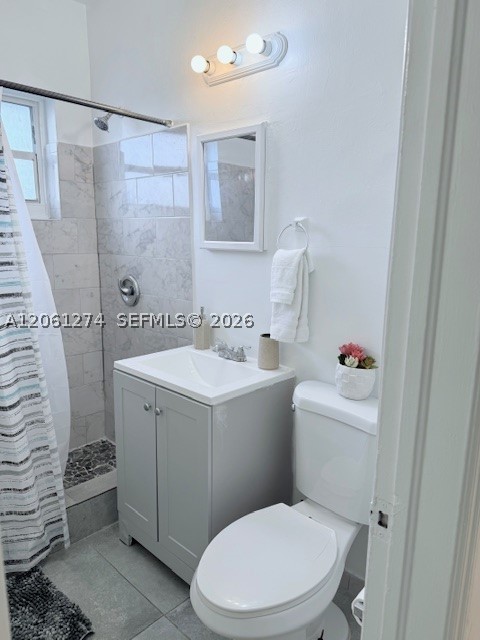 7610 Dickens Ave Property Photo 16